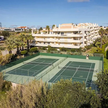 Palm Breeze Retreat In W Pool And Balcony By Lisbeyond Lägenhet Albufeira