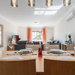 Palm Breeze Retreat In W Pool And Balcony By Lisbeyond Albufeira