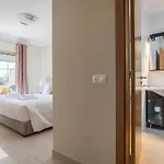 Daire Palm Breeze Retreat In W Pool And Balcony By Lisbeyond Albufeira