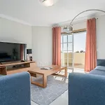 Palm Breeze Retreat In W Pool And Balcony By Lisbeyond Albufeira