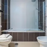 Palm Breeze Retreat In W Pool And Balcony By Lisbeyond