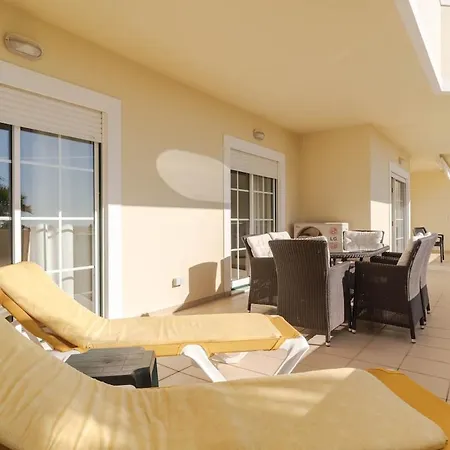 Palm Breeze Retreat In W Pool And Balcony By Lisbeyond Albufeira